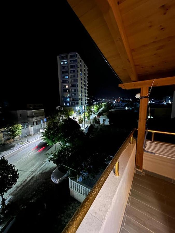 Trip-Stop Apartments Vlorë Esterno foto