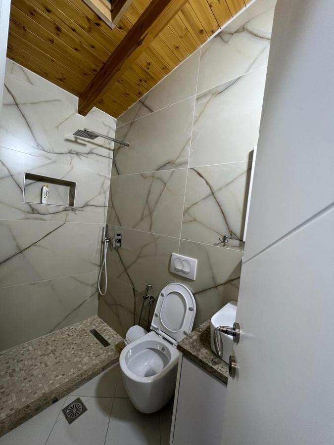 Trip-Stop Apartments Vlorë Esterno foto